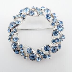 Vintage Pale Blue Wreath Brooch Pin Silver Tone Highly Plated